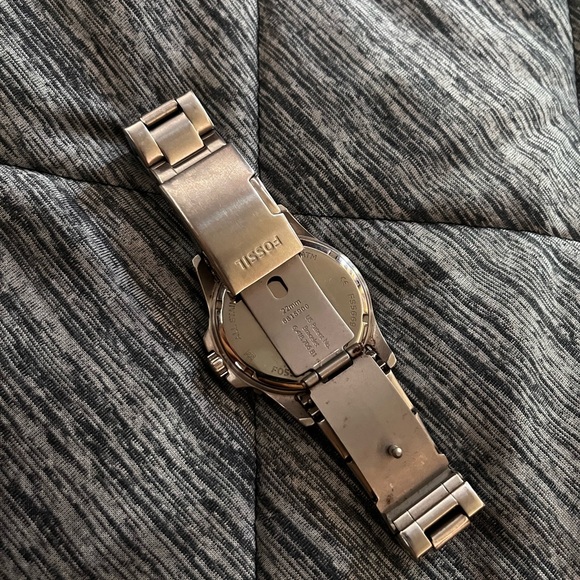 Men’s Fossil Watch - Picture 4 of 4